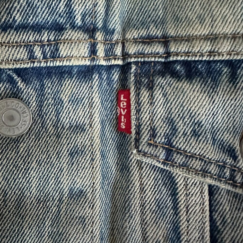 Levi Denim Jacket - image 5